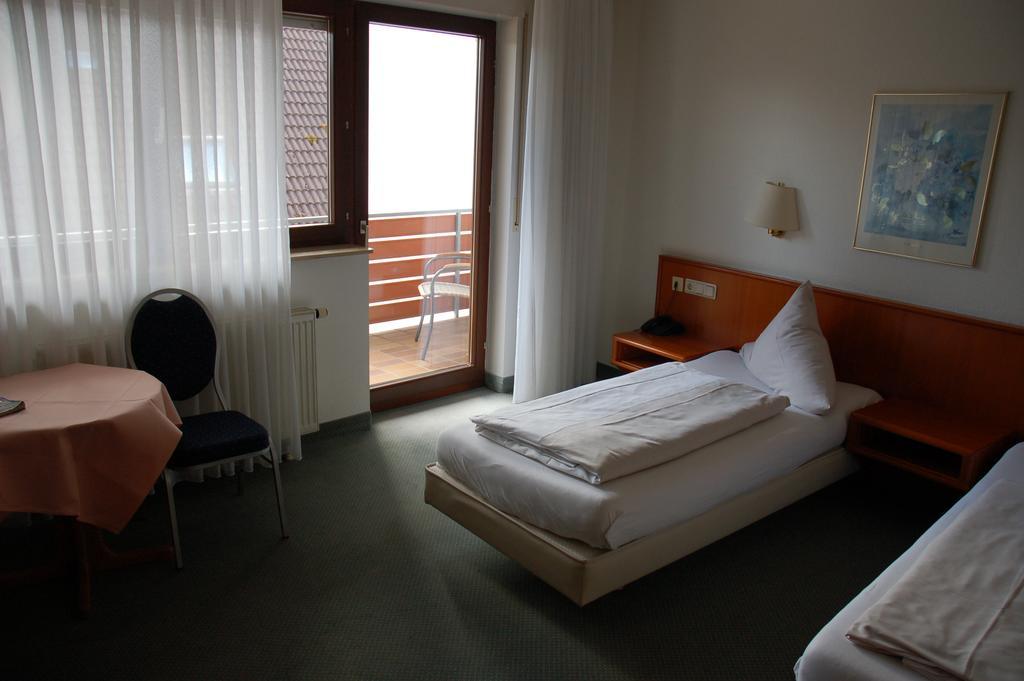 Hotel Kurfürst Garni Germersheim Exterior foto