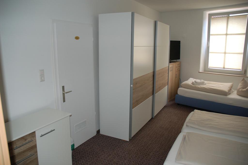 Hotel Kurfürst Garni Germersheim Habitación foto