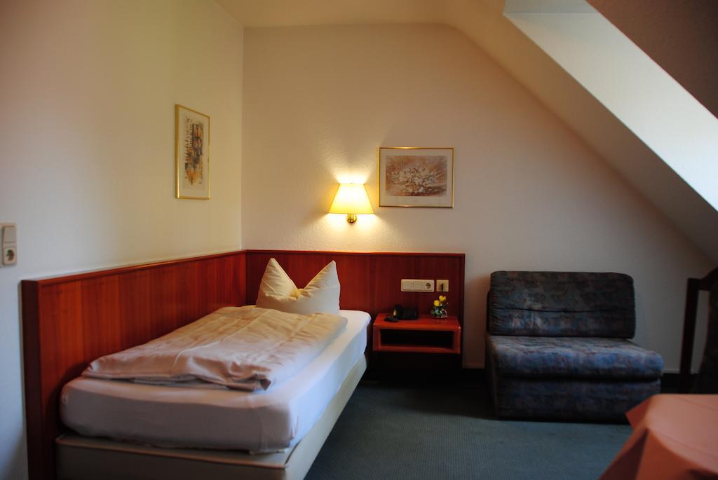Hotel Kurfürst Garni Germersheim Habitación foto